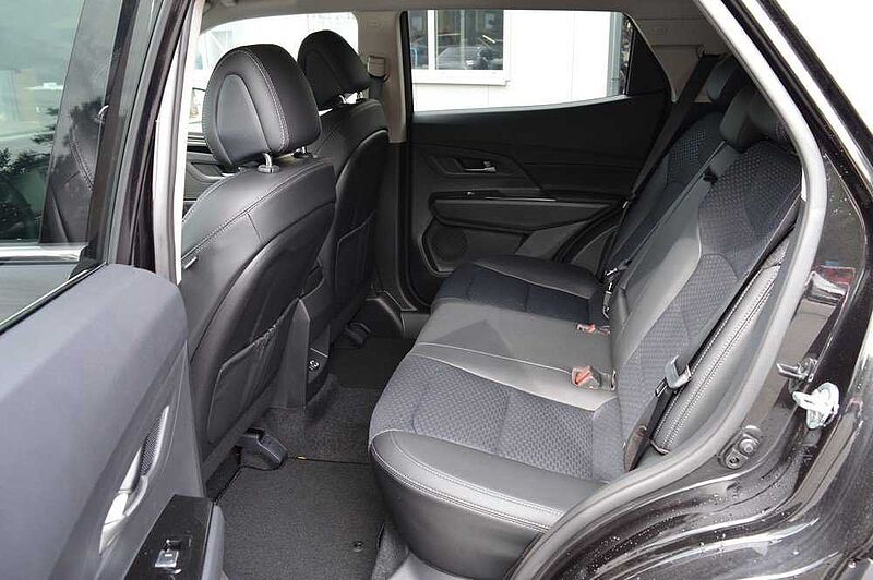 KGM Korando 1.5 T-GDI Nomad+ 6/AT AWD *Leder+LED+CAM*