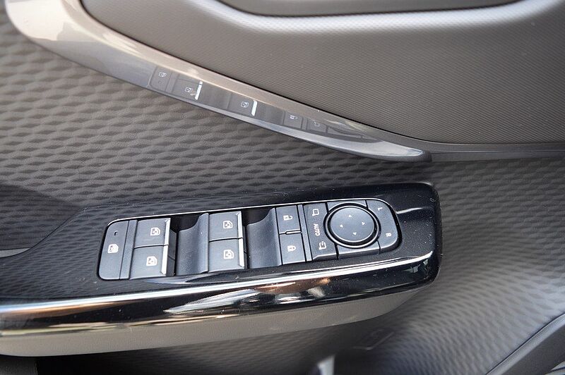 Suzuki e VITARA Allgrip-e Comfort *LED+3xPDC+ACC*